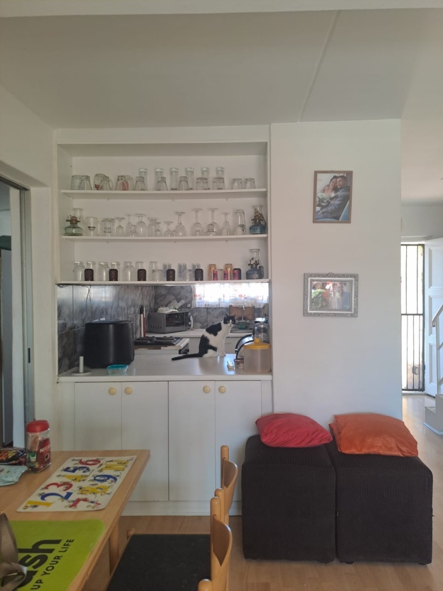 To Let 3 Bedroom Property for Rent in Retreat Western Cape